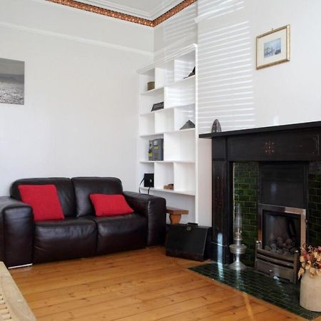 Central And Spacious 2 Bedroom Flat With Garden Эдинбург Экстерьер фото