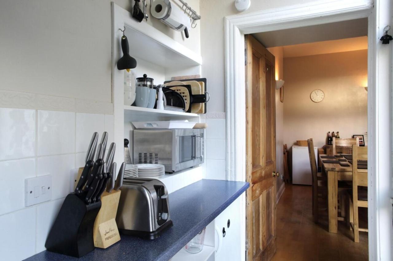 Central And Spacious 2 Bedroom Flat With Garden Эдинбург Экстерьер фото