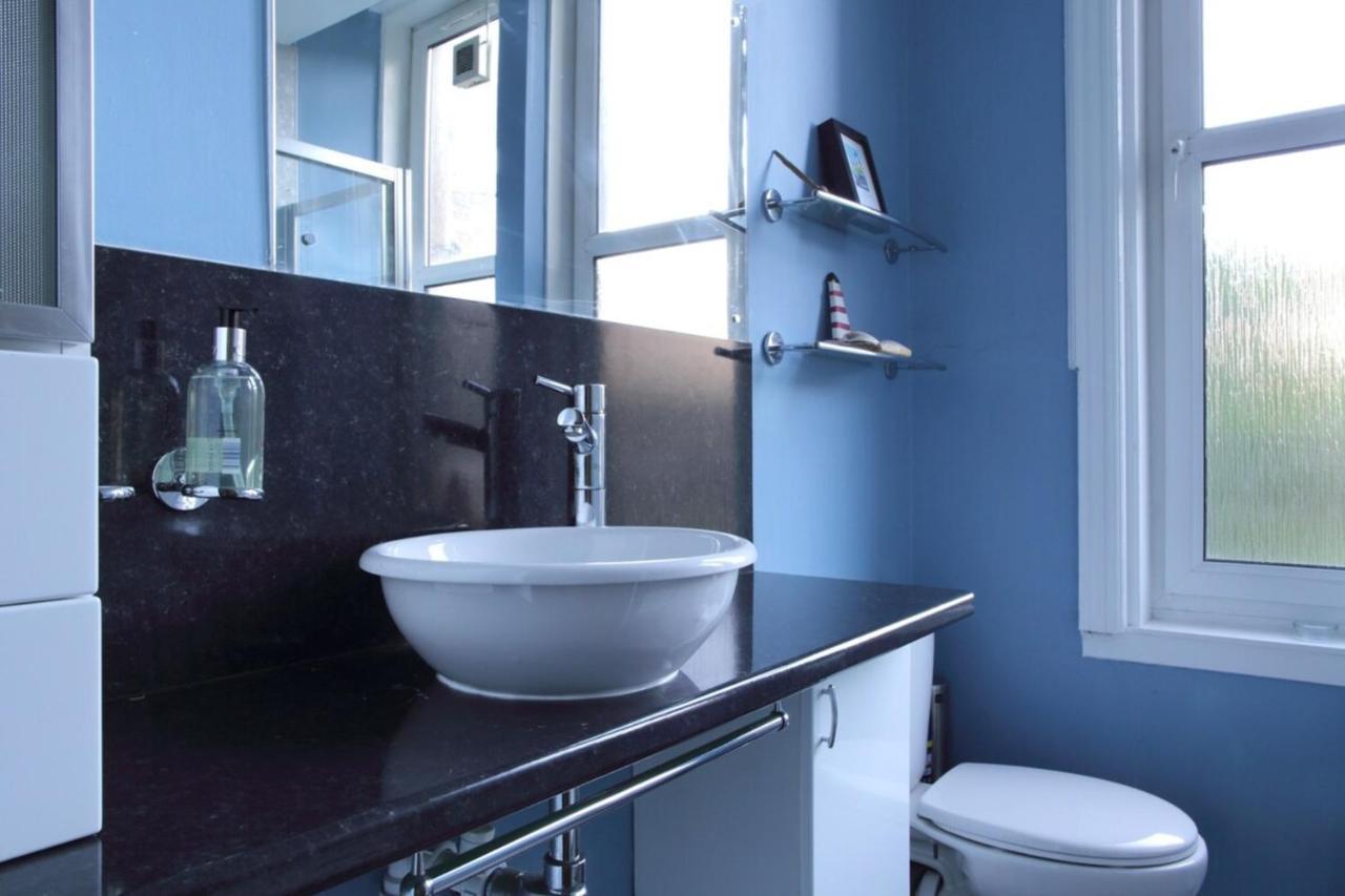 Central And Spacious 2 Bedroom Flat With Garden Эдинбург Экстерьер фото
