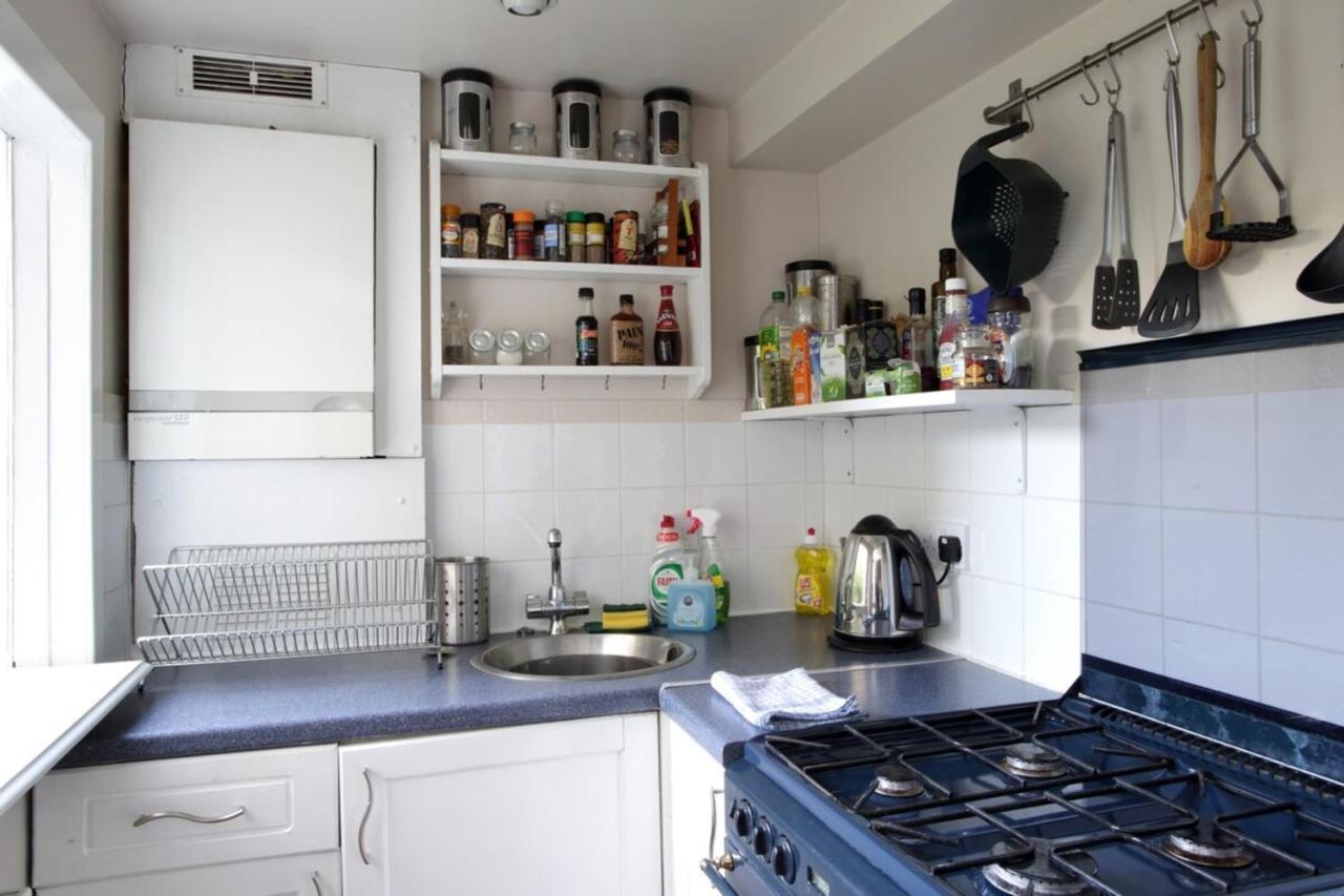 Central And Spacious 2 Bedroom Flat With Garden Эдинбург Экстерьер фото